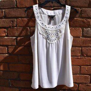 White House Black Market Scoop Neck Embroidered Sequined Studded Tank Size L